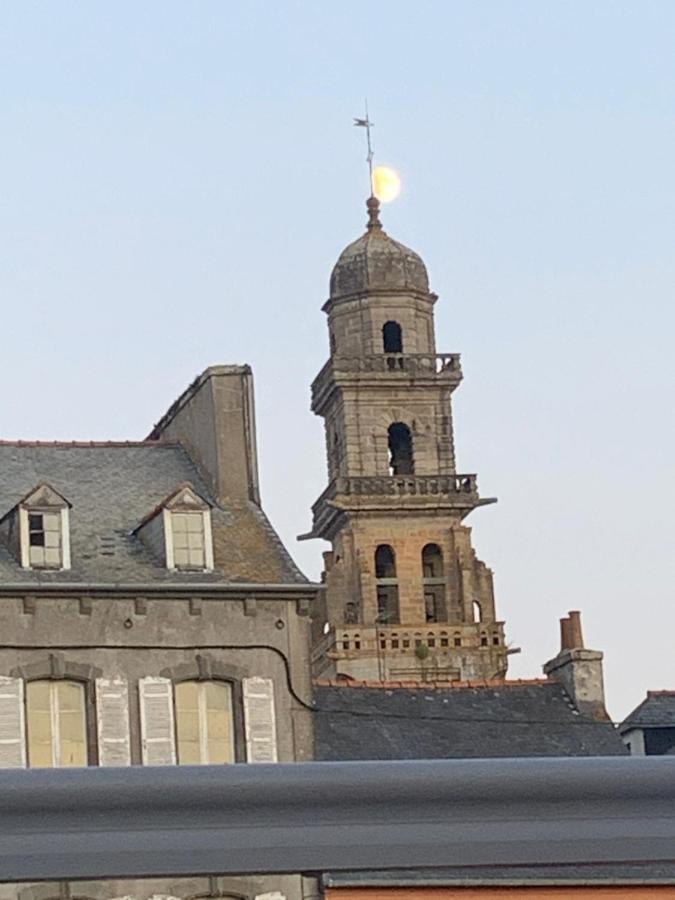 Une Nuit Sur Le Pont 1 Landerneau Exterior photo